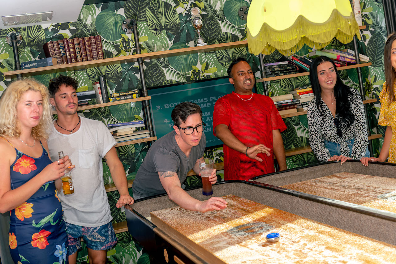 Shuffleboard bar